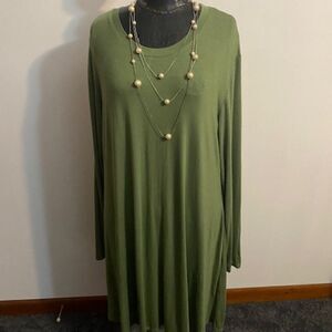 Molerani Olive Green long sleeves Simple Swing T-shirt dress, size 3XL